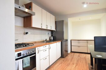 Prodej rodinného domu 4+kk, 3+kk a 2+kk, 250 m2, pozemek 196 - 20