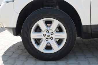 Land Rover Freelander 2.2 TD4 112kW+4x4+AUT+NAVI+P.SERVIS+ - 20
