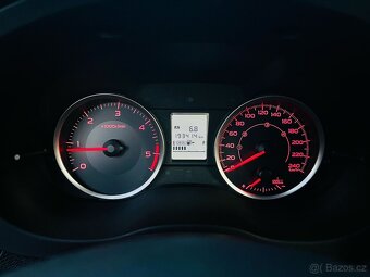 Subaru Forester 2.0D 4x4 MAN DPH VÝHŘEV KAMERA TAŽNÉ SERVISK - 20