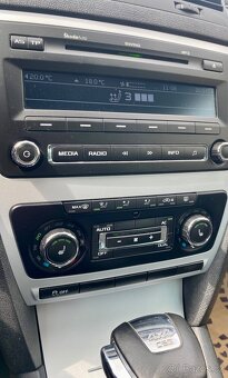 Škoda Octavia SCOUT 2.0 TDI CR DSG 4X4 103KW COMBI ELEGANCE - 20