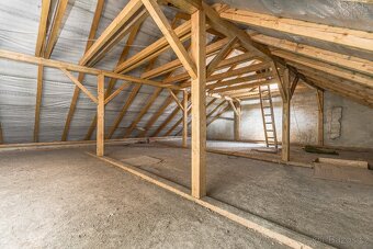 Vícegenerační dům v centru Doks, 330 m² – bydlení i investič - 20