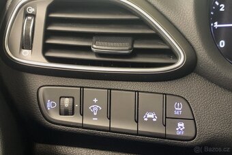 Hyundai i30 1.4i, 73 kW - 20