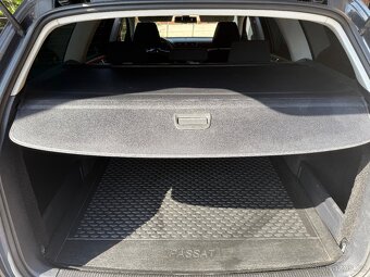 VW PASSAT 1.6TDI 77KW B7 COMBI, 2012, NAVIGACE. - 20