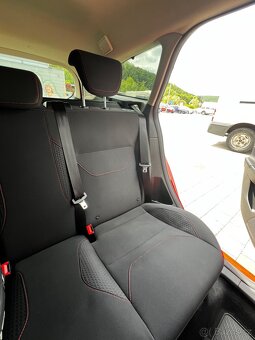 Ford Focus Combi edice Red & Black - 20