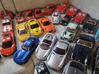 Retro - Autíčka - Mix. - 20