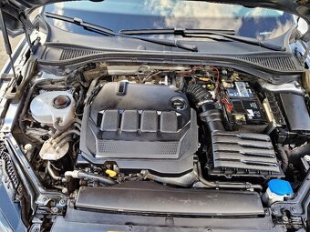 ŠKODA Superb, 2.0 TDi Style, vyhřívaná zadní sedadla, LED - 20