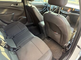 Opel Astra SPORTS TOURER plus - 20