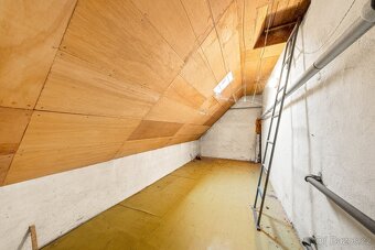 Rodinný dům s udržovanou zahradou v obci Vojkovice – ihned k - 20