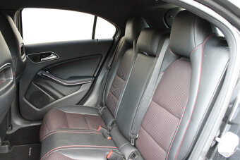 Mercedes-Benz A45 AMG 4Matic / 265kW / Harman/Kardon - 20