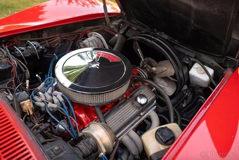 Chevrolet Corvette Stingray 1972 v pěkném stavu - 20