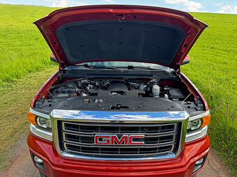GMC SIERRA K1500 Z71 - 5.3 V8 4x4 360HP - EXKLUZIVNÍ - 20