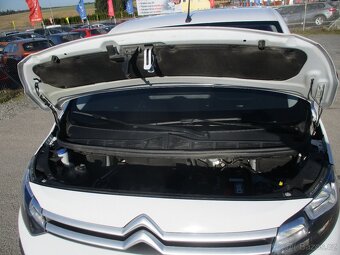 CITROEN JUMPY 2,0HDi 106kw 6míst Long DPH 12/2023 - 20