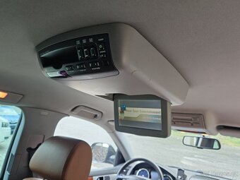 VW TOUAREG 3.0 TDI/ FULL VÝBAVA / NA PRUŽINÁCH / POJÍZDNÉ. - 20