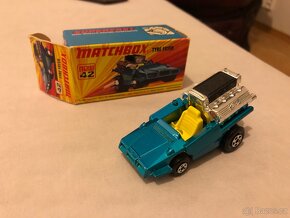 MATCHBOX/LESNEY autíčka - 20