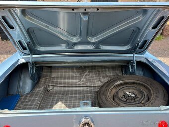 Ford Mustang Cabriolet z roku 1965 - 20