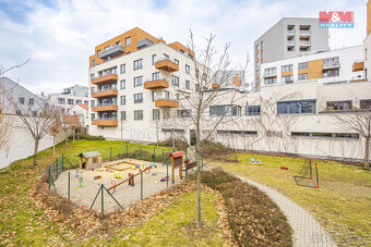 Prodej bytu 2+kk, 63 m², Praha, ul. V háji - 20