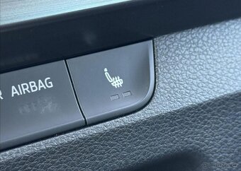 Škoda Fabia 1,2 TSI DIGIKLIMA, LED, ACC benzín manuál 66 kw - 20