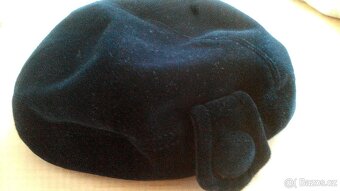 Pánská kožeš. čepice, dám. + pán. klobouky, šály, čepice - 20