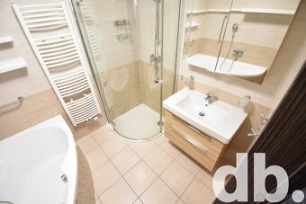 Prodej byty 3+kk, 110 m2 - Karlovy Vary, ev.č. 01641 - 20