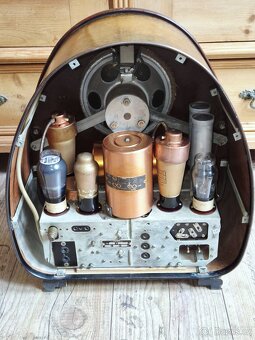 Staré rádio Philips 834A, 1933 - 20