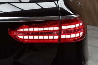 Mercedes-Benz  E 300d 4M AMG AIR DPH ČR 1.MAJ - 20