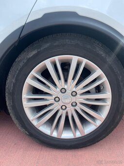 Land Rover Discovery 3.0l Td6 FIRST EDITION AUTO 4WD - 20