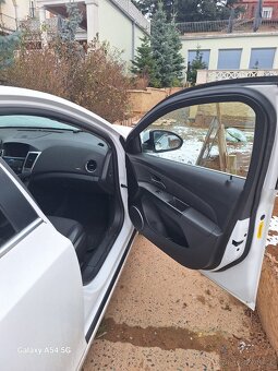 Chevrolet Cruze Combi - 20