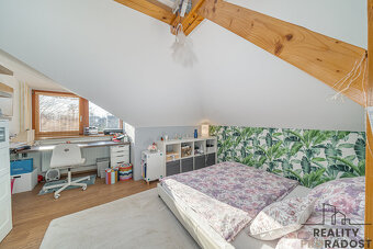 Prodej RD 5+1 pro rodinu Jezernice, 293 m2, 856 m2 pozemek,  - 20