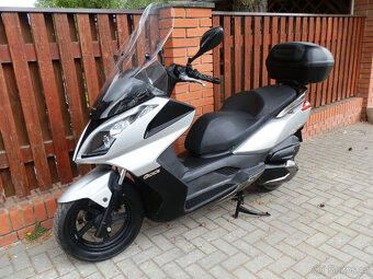Kymco Downtown 300i - 20