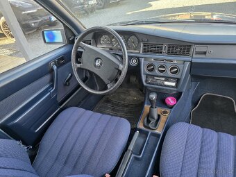 Mercedes-Benz 190 2.0D 1987 STŘEŠNÍ šíbr - 20