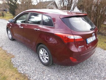 hyundai i30 combi 10.2016-1.6b-88kw-96000km-stk do 1/2027 - 20