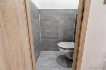 Prodej prostorného bytu 3+1 v OV po kompletní rekonstrukci - 20