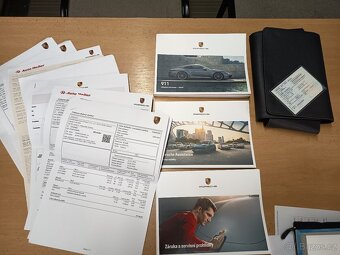 Porsche 911 Carrera 4 Coupé 911/992 ČR - 20