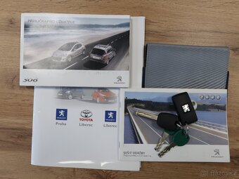 Peugeot 308 1.6HDi,66kW,Premium,1majČR,serv.kn,panorama - 20