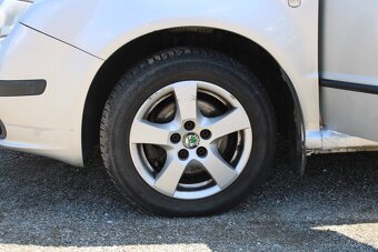 Škoda Fabia, 1,2i 47kw, 1.majitel,ČR,129.294km, r.v. 2004 - 20
