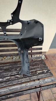 Kapota - maska na Suzuki Burgman 650 - 20