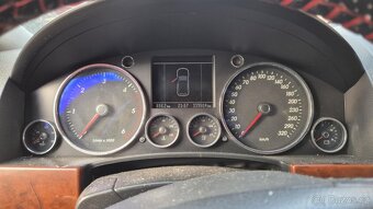 Volkswagen Touareg 5,0Tdi 230kw 6AT - 20