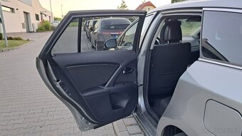 Toyota Avensis Kombi ADT270 - 20