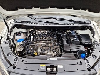 VW CADDY, 2.0 TDi, plný servis, 5 míst, NAVI - 20