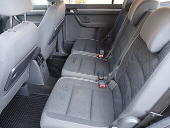 VW Touran 1.6TDI CR 77kw r.v2012 - 20