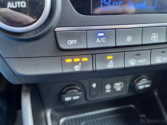 HYUNDAI TUCSON 1.6 CRDi 4x4 6 RYCHLOSTÍ VYHŘEV PUVOD ČR - 20