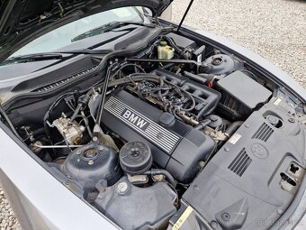 BMW Z4 CABRIO,2.5i,141KW,LPG,AUTOMAT,XENON,KŮŽE,DVĚ STŘECHY - 20