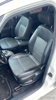 Ford Galaxy 2.0 Tdci 96kw Ghia manuál - 20