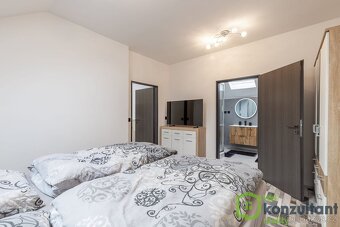 Prodej rodinného domu se dvěma samostatnými byty 214 m² Brno - 20