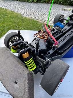 RC modely Yokomo a Kyosho včetně komplet všeho - 20