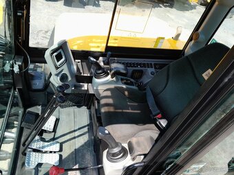 Prodám JCB 90 Z - 2019 - 5700 mth po servisu - 20