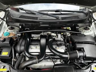 Volvo XC90 2.9 T6 200kW 4x4 AWD Benzín Automat Kůže Xenony - 20