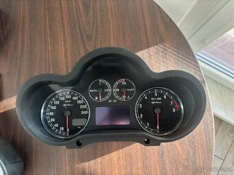 Zbytky Alfa Romeo - 20