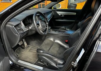 VOLVO V90 R-DESIGN D5 AWD, PANO, 173 kW, 2017 + ZIMNÍ KOLA - 20