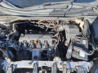 Honda CR-V 2,0i 4 WD,VTEC,114kw,4x4 - 20